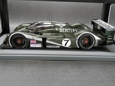 Bentley Speed 8